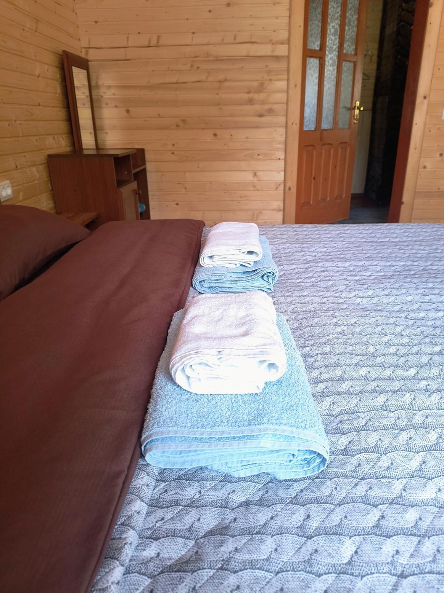 Na Hutori Hotel Татарив Екстериор снимка
