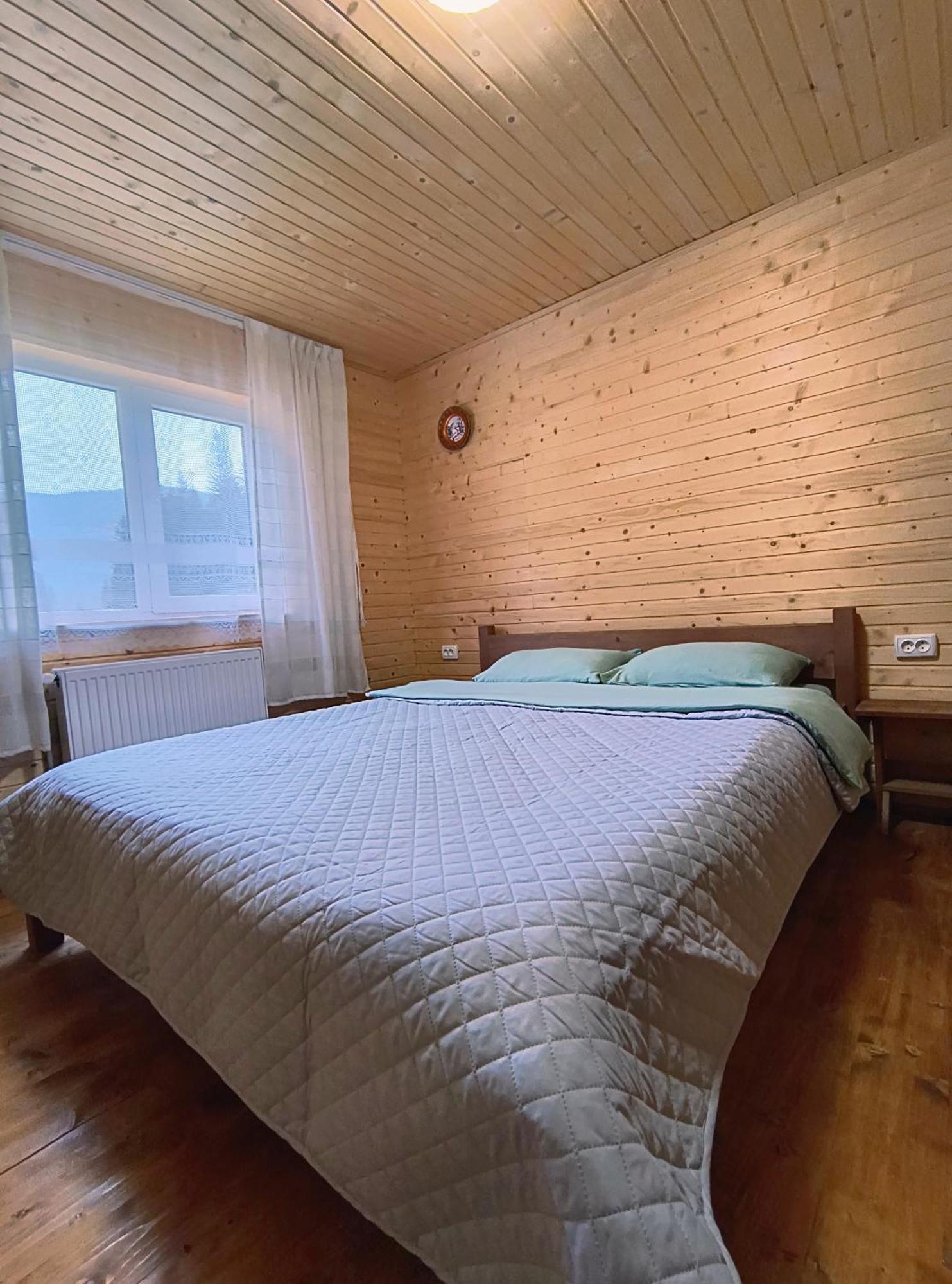 Na Hutori Hotel Татарив Екстериор снимка